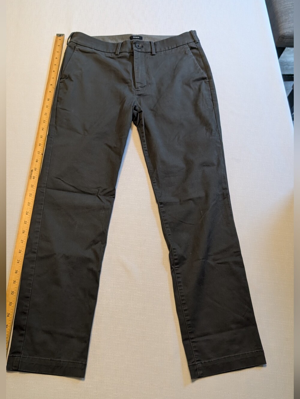 Express Slim-Fit Dark Gray Chino Pants Men's Size 30x30 New Without Tags